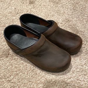 Dansko clogs, brown, size 38